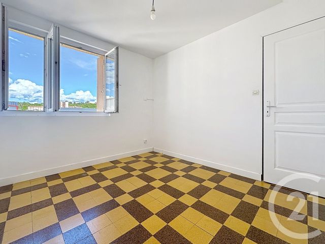 Appartement T5 &agrave; vendre - 5 pi&egrave;ces - 74,08 m2 - Ales - 30 - LANGUEDOC-ROUSSILLON
