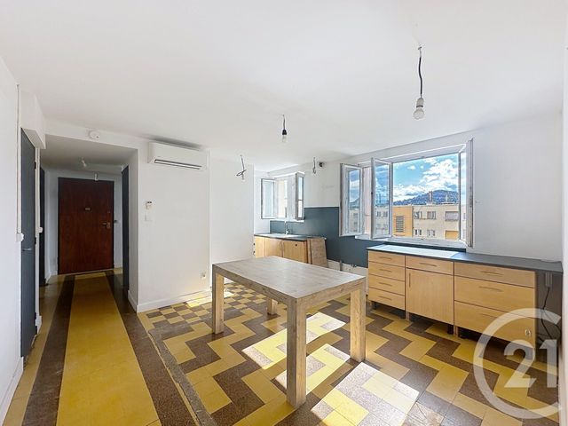 Appartement T5 &agrave; vendre - 5 pi&egrave;ces - 74,08 m2 - Ales - 30 - LANGUEDOC-ROUSSILLON