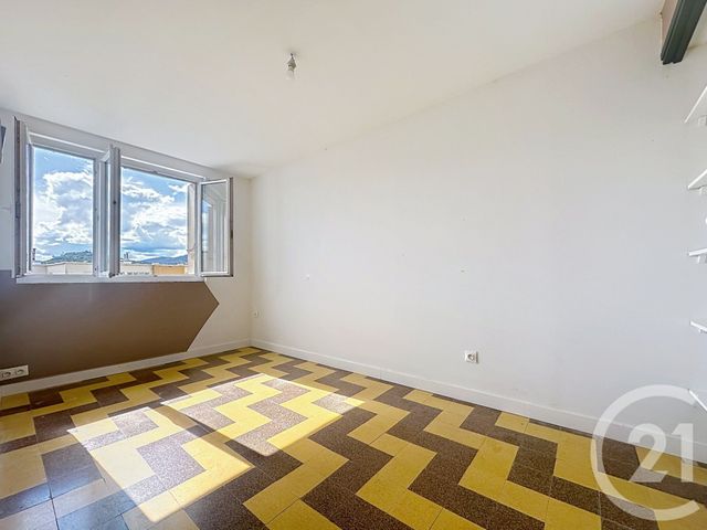 Appartement T5 &agrave; vendre - 5 pi&egrave;ces - 74,08 m2 - Ales - 30 - LANGUEDOC-ROUSSILLON