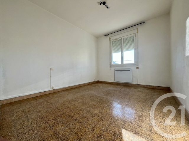 Appartement F4 &agrave; louer - 4 pi&egrave;ces - 65 m2 - Ales - 30 - LANGUEDOC-ROUSSILLON
