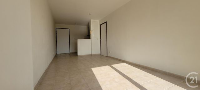 Appartement T2 &agrave; louer - 2 pi&egrave;ces - 38,39 m2 - Ales - 30 - LANGUEDOC-ROUSSILLON