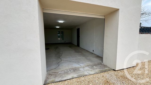 Maison &agrave; louer - 4 pi&egrave;ces - 90 m2 - St Hilaire De Brethmas - 30 - LANGUEDOC-ROUSSILLON