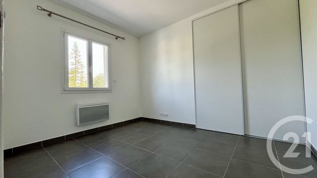 Appartement F4 &agrave; louer - 4 pi&egrave;ces - 98 m2 - St Christol Les Ales - 30 - LANGUEDOC-ROUSSILLON
