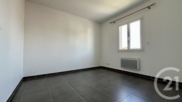 Appartement F4 &agrave; louer - 4 pi&egrave;ces - 98 m2 - St Christol Les Ales - 30 - LANGUEDOC-ROUSSILLON