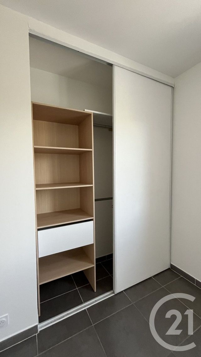 Appartement F4 &agrave; louer - 4 pi&egrave;ces - 98 m2 - St Christol Les Ales - 30 - LANGUEDOC-ROUSSILLON