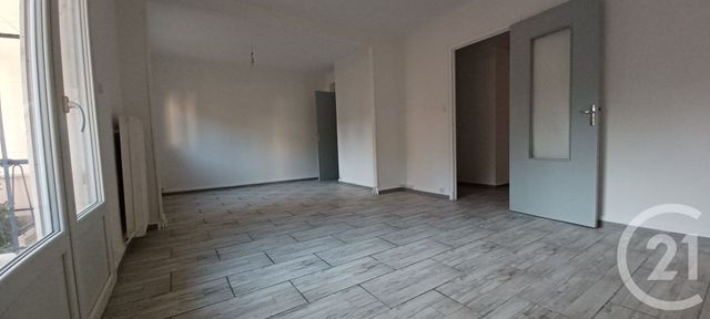 Appartement T3 &agrave; louer - 3 pi&egrave;ces - 65,86 m2 - Ales - 30 - LANGUEDOC-ROUSSILLON