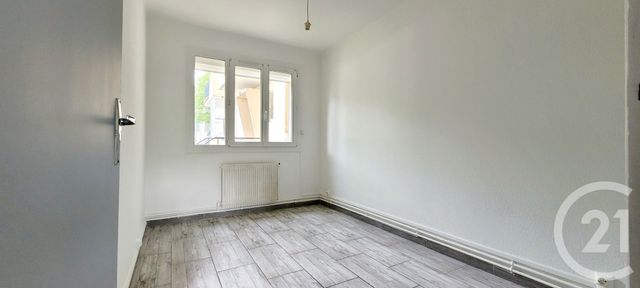 Appartement T3 &agrave; louer - 3 pi&egrave;ces - 65,86 m2 - Ales - 30 - LANGUEDOC-ROUSSILLON