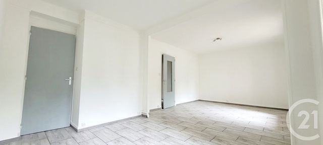Appartement T3 &agrave; louer - 3 pi&egrave;ces - 65,86 m2 - Ales - 30 - LANGUEDOC-ROUSSILLON