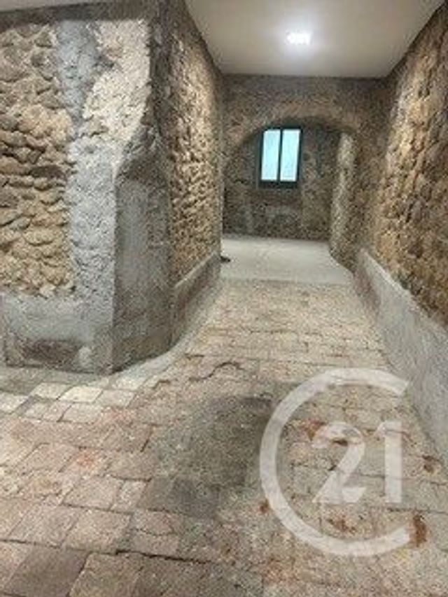 Parking &agrave; louer - 90 m2 - St Jean Du Gard - 30 - LANGUEDOC-ROUSSILLON