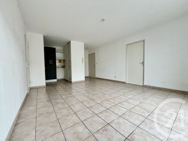 Appartement F3 &agrave; louer - 3 pi&egrave;ces - 59 m2 - Ales - 30 - LANGUEDOC-ROUSSILLON