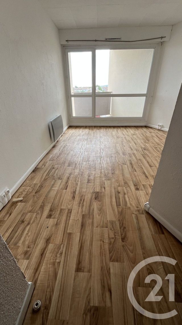 Appartement Studio &agrave; louer - 1 pi&egrave;ce - 18,64 m2 - Ales - 30 - LANGUEDOC-ROUSSILLON