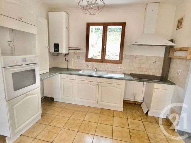 Maison &agrave; louer - 4 pi&egrave;ces - 71,30 m2 - St Privat Des Vieux - 30 - LANGUEDOC-ROUSSILLON