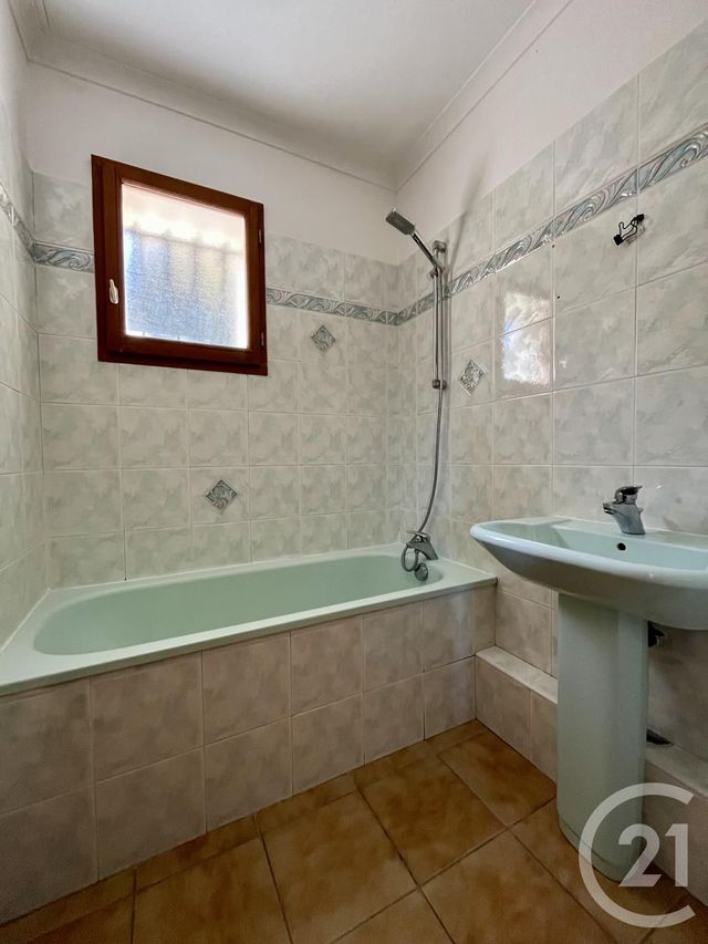 Maison &agrave; louer - 4 pi&egrave;ces - 71,30 m2 - St Privat Des Vieux - 30 - LANGUEDOC-ROUSSILLON