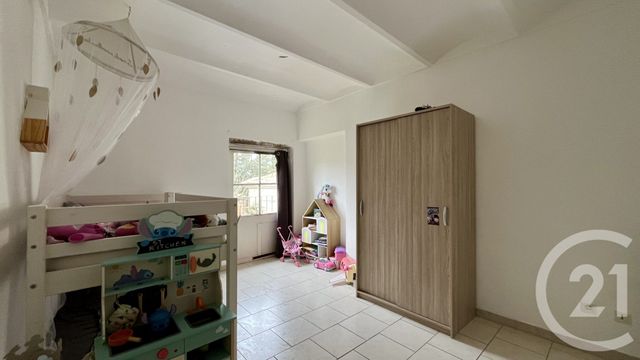 Appartement F5 &agrave; louer - 5 pi&egrave;ces - 115 m2 - St Privat Des Vieux - 30 - LANGUEDOC-ROUSSILLON