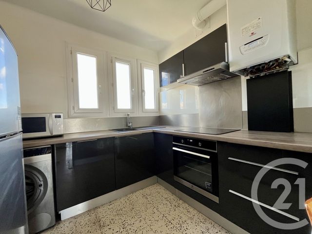 Appartement F4 &agrave; louer - 4 pi&egrave;ces - 66 m2 - Ales - 30 - LANGUEDOC-ROUSSILLON
