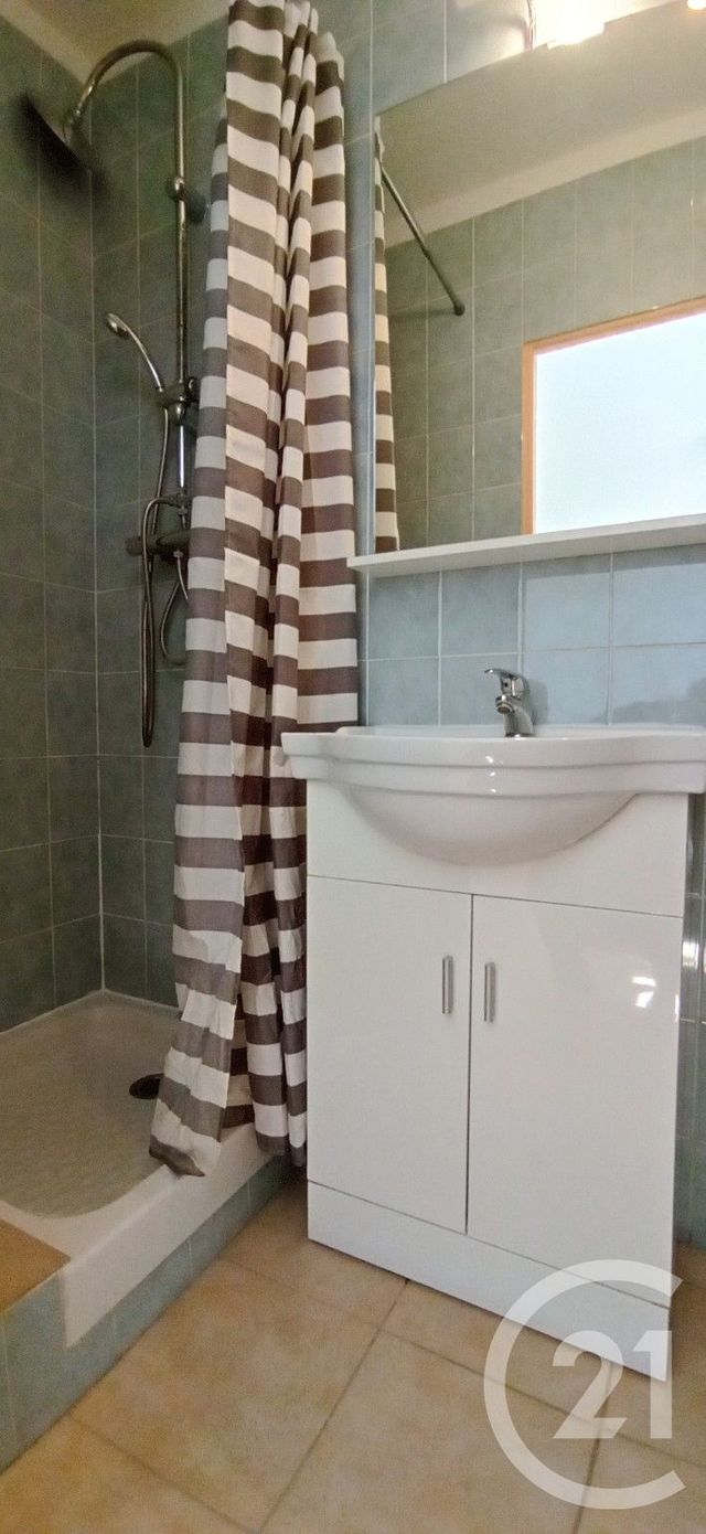 Appartement Studio &agrave; louer - 1 pi&egrave;ce - 17,75 m2 - Ales - 30 - LANGUEDOC-ROUSSILLON