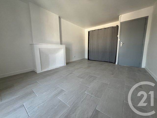 Appartement F3 &agrave; louer - 3 pi&egrave;ces - 76,20 m2 - Ales - 30 - LANGUEDOC-ROUSSILLON