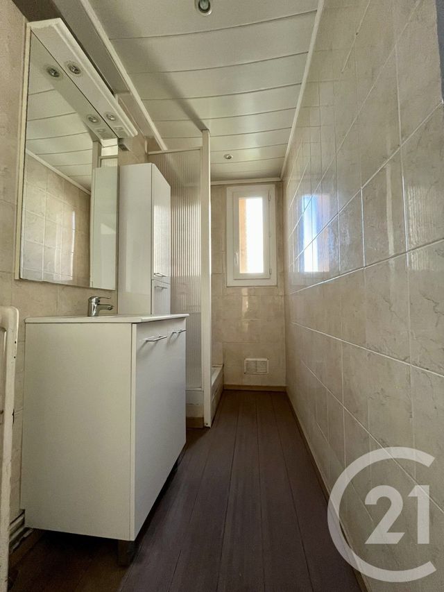 Appartement F3 &agrave; louer - 3 pi&egrave;ces - 55 m2 - Ales - 30 - LANGUEDOC-ROUSSILLON