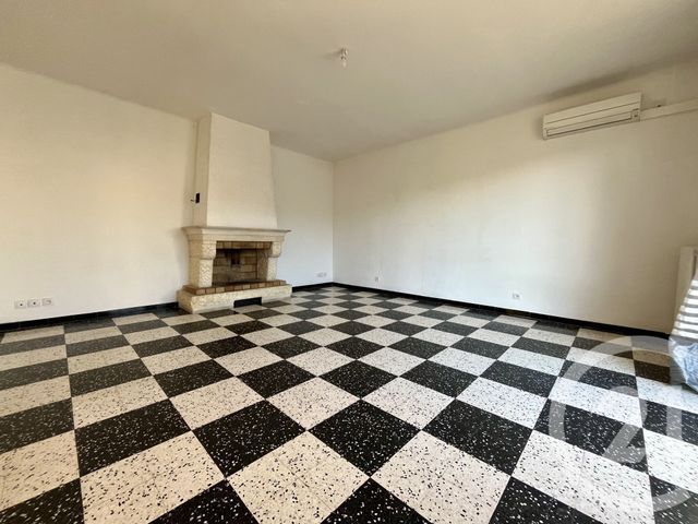 Appartement F5 &agrave; louer - 5 pi&egrave;ces - 95,88 m2 - Ales - 30 - LANGUEDOC-ROUSSILLON