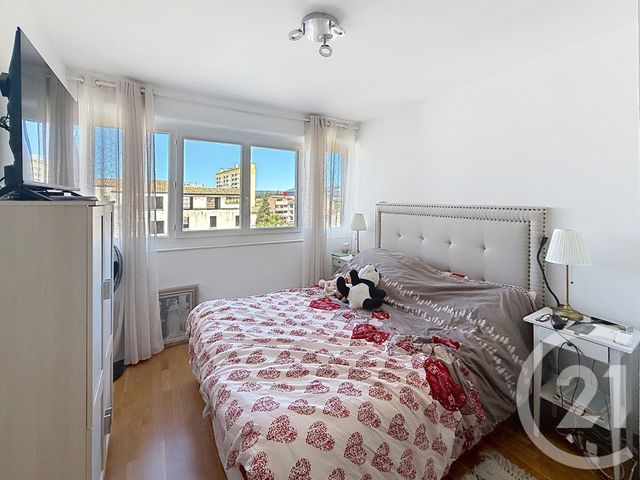 Appartement F4 &agrave; vendre - 4 pi&egrave;ces - 86,50 m2 - Ales - 30 - LANGUEDOC-ROUSSILLON