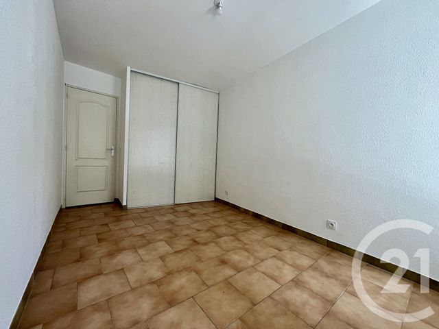 Appartement F3 &agrave; louer - 3 pi&egrave;ces - 77,07 m2 - Lezan - 30 - LANGUEDOC-ROUSSILLON