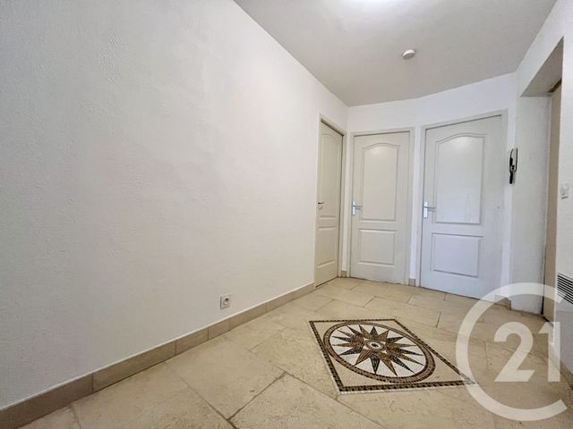Appartement F3 &agrave; louer - 3 pi&egrave;ces - 77,07 m2 - Lezan - 30 - LANGUEDOC-ROUSSILLON