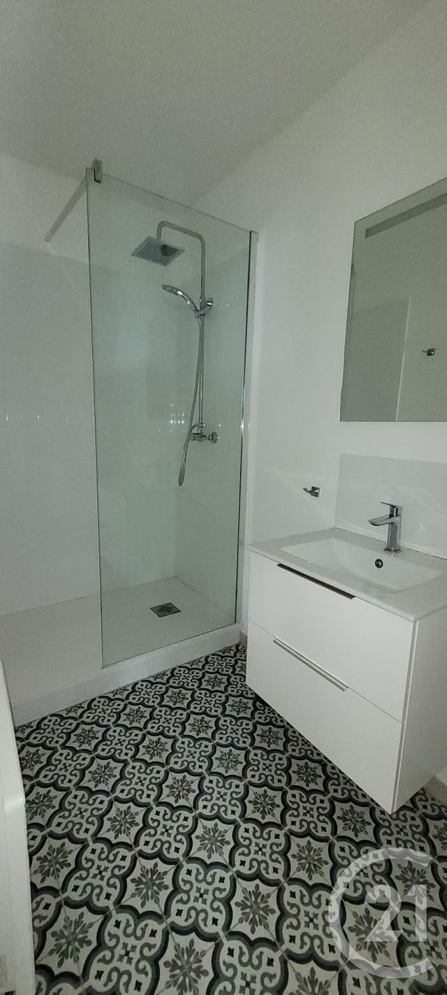 Appartement F2 &agrave; louer - 2 pi&egrave;ces - 21 m2 - Ales - 30 - LANGUEDOC-ROUSSILLON