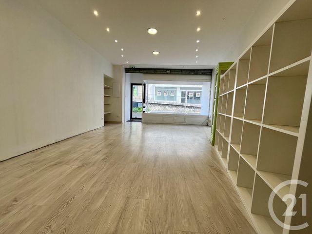 Local commercial à louer - 29.8 m2 - 30 - Gard