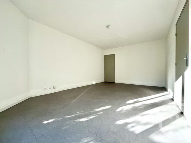 Appartement F3 &agrave; louer - 3 pi&egrave;ces - 65 m2 - Ales - 30 - LANGUEDOC-ROUSSILLON