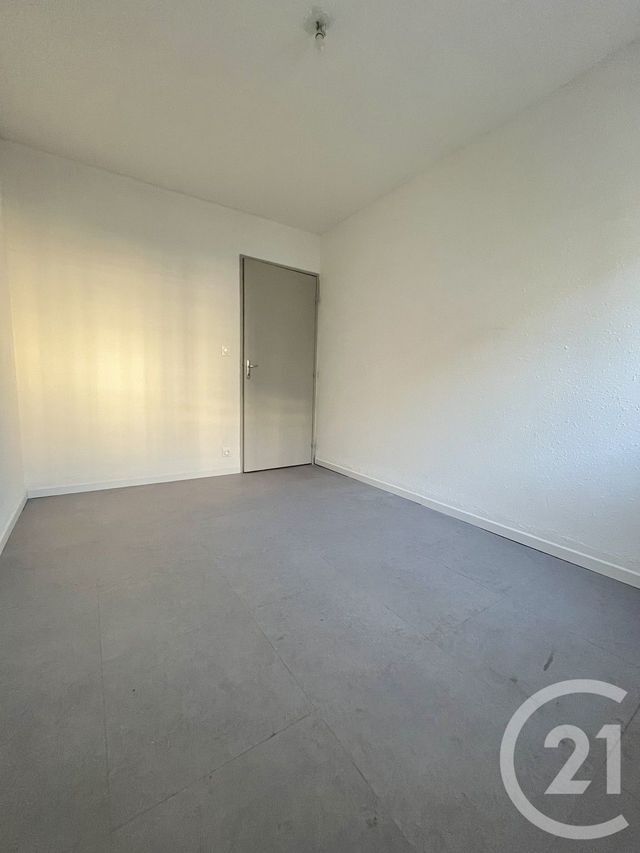 Appartement F3 &agrave; louer - 3 pi&egrave;ces - 65 m2 - Ales - 30 - LANGUEDOC-ROUSSILLON