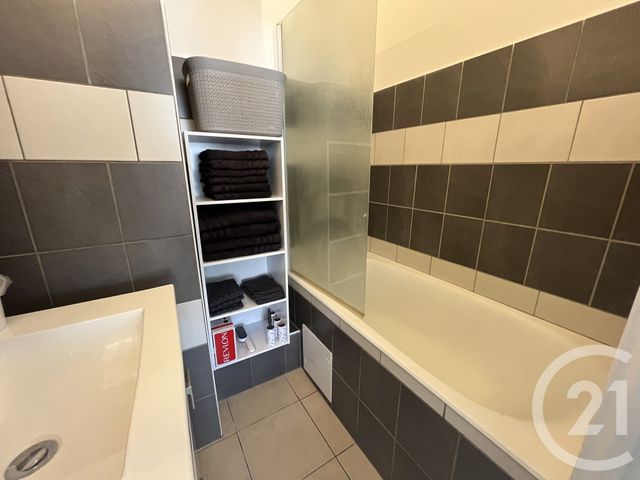 Appartement F2 &agrave; louer - 2 pi&egrave;ces - 38,50 m2 - Ales - 30 - LANGUEDOC-ROUSSILLON