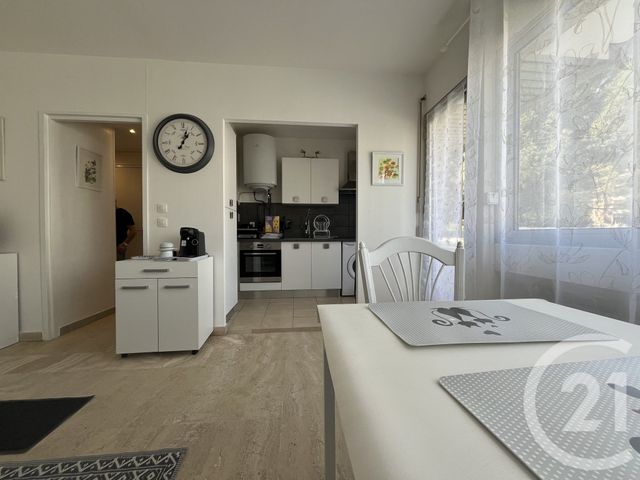 Appartement F2 &agrave; louer - 2 pi&egrave;ces - 38,50 m2 - Ales - 30 - LANGUEDOC-ROUSSILLON