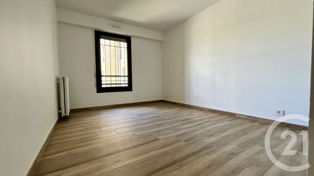 Appartement F3 &agrave; louer - 3 pi&egrave;ces - 70 m2 - Ales - 30 - LANGUEDOC-ROUSSILLON