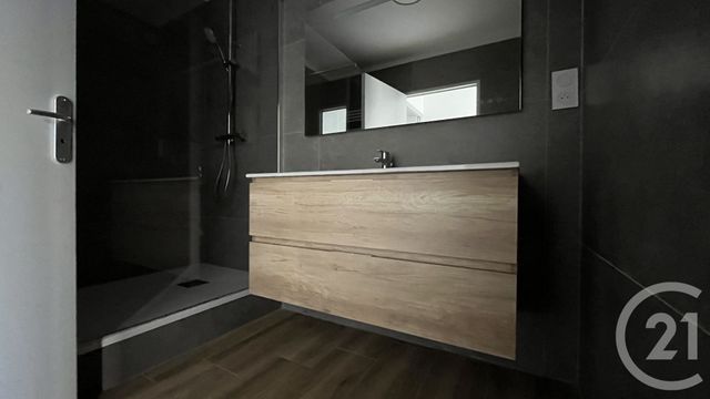 Appartement F3 &agrave; louer - 3 pi&egrave;ces - 70 m2 - Ales - 30 - LANGUEDOC-ROUSSILLON