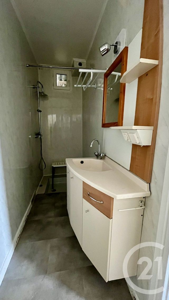 Appartement F2 &agrave; louer - 2 pi&egrave;ces - 48 m2 - Ales - 30 - LANGUEDOC-ROUSSILLON