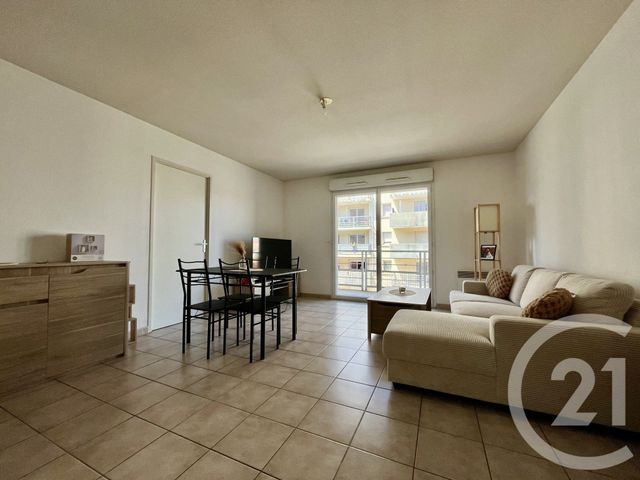 Appartement T3 &agrave; louer - 3 pi&egrave;ces - 57,18 m2 - Ales - 30 - LANGUEDOC-ROUSSILLON