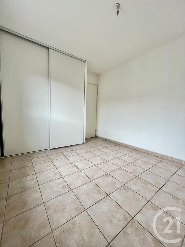 Appartement T3 &agrave; louer - 3 pi&egrave;ces - 57,18 m2 - Ales - 30 - LANGUEDOC-ROUSSILLON