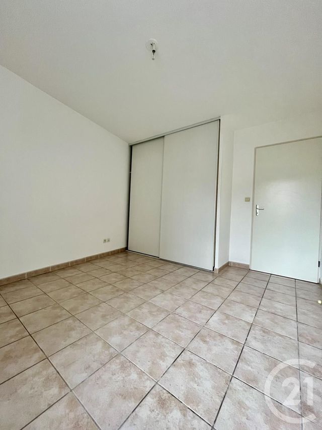 Appartement T3 &agrave; louer - 3 pi&egrave;ces - 57,18 m2 - Ales - 30 - LANGUEDOC-ROUSSILLON
