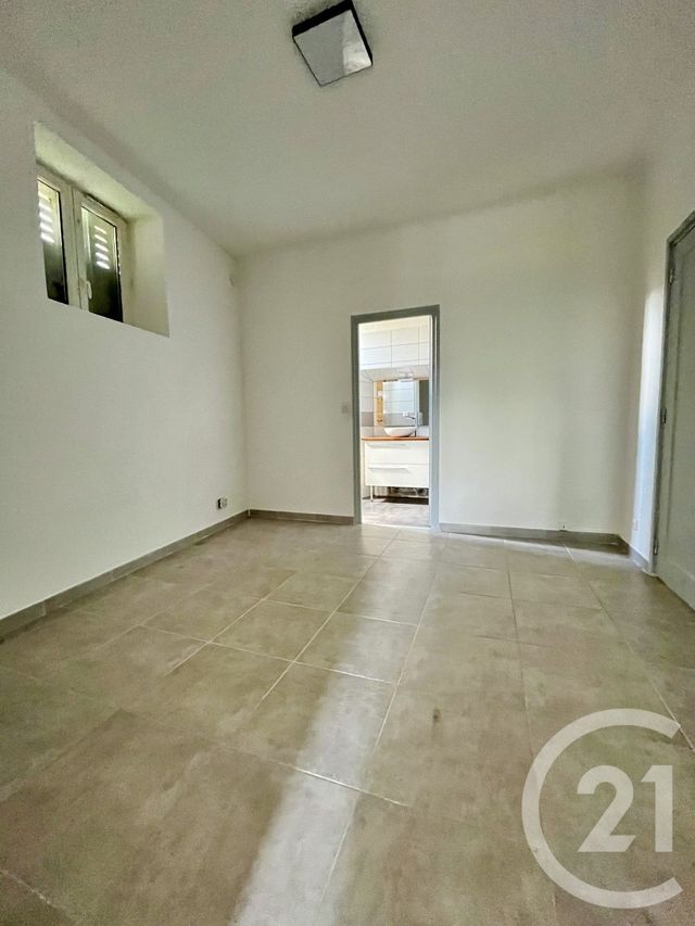 Appartement T3 &agrave; louer - 3 pi&egrave;ces - 58 m2 - St Hilaire De Brethmas - 30 - LANGUEDOC-ROUSSILLON