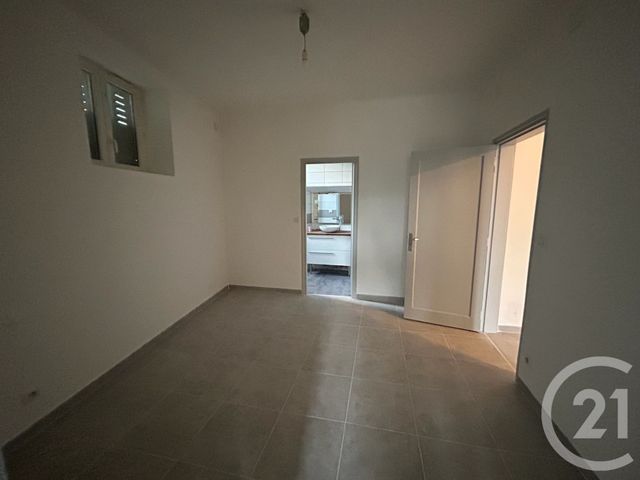 Appartement T3 &agrave; louer - 3 pi&egrave;ces - 58 m2 - St Hilaire De Brethmas - 30 - LANGUEDOC-ROUSSILLON