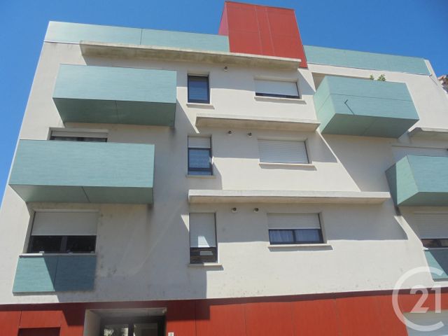 Appartement F3 &agrave; louer - 3 pi&egrave;ces - 85,57 m2 - Ales - 30 - LANGUEDOC-ROUSSILLON