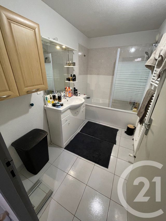 Appartement F3 &agrave; louer - 3 pi&egrave;ces - 85,57 m2 - Ales - 30 - LANGUEDOC-ROUSSILLON