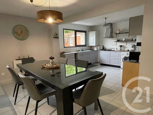 Appartement F3 &agrave; louer - 3 pi&egrave;ces - 85,57 m2 - Ales - 30 - LANGUEDOC-ROUSSILLON