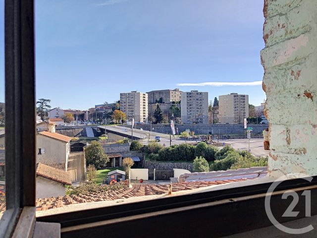 Appartement &agrave; louer - 2 pi&egrave;ces - 29 m2 - Ales - 30 - LANGUEDOC-ROUSSILLON