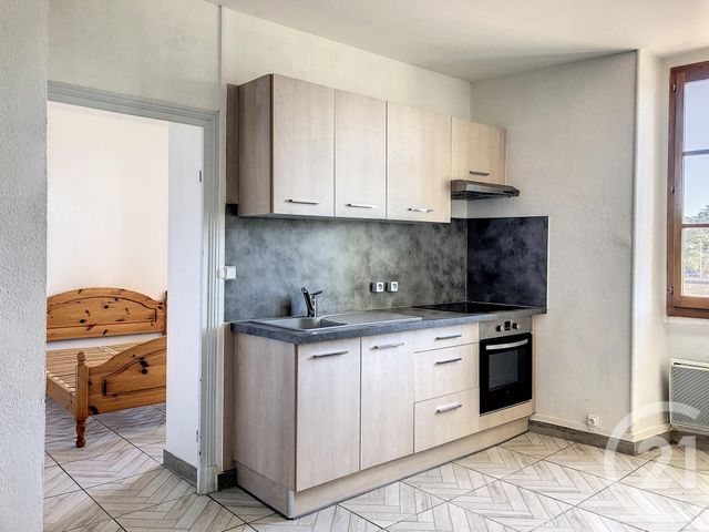 Appartement &agrave; louer - 2 pi&egrave;ces - 29 m2 - Ales - 30 - LANGUEDOC-ROUSSILLON
