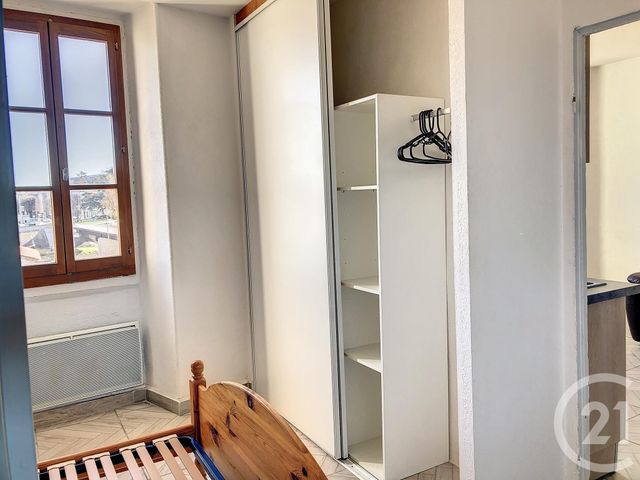 Appartement &agrave; louer - 2 pi&egrave;ces - 29 m2 - Ales - 30 - LANGUEDOC-ROUSSILLON
