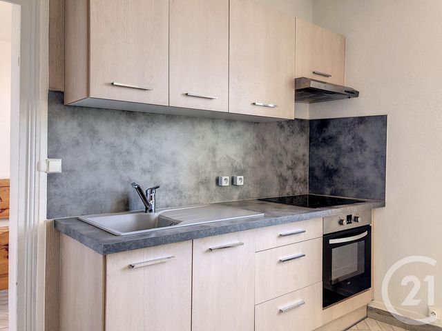Appartement &agrave; louer - 2 pi&egrave;ces - 29 m2 - Ales - 30 - LANGUEDOC-ROUSSILLON