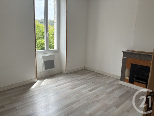 Appartement T2 &agrave; louer - 2 pi&egrave;ces - 31,24 m2 - La Grand Combe - 30 - LANGUEDOC-ROUSSILLON
