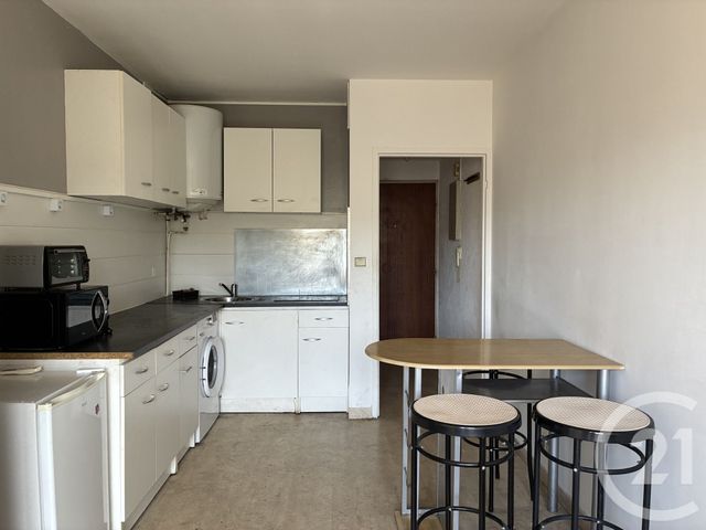 Appartement Studio &agrave; louer - 1 pi&egrave;ce - 22,25 m2 - Ales - 30 - LANGUEDOC-ROUSSILLON
