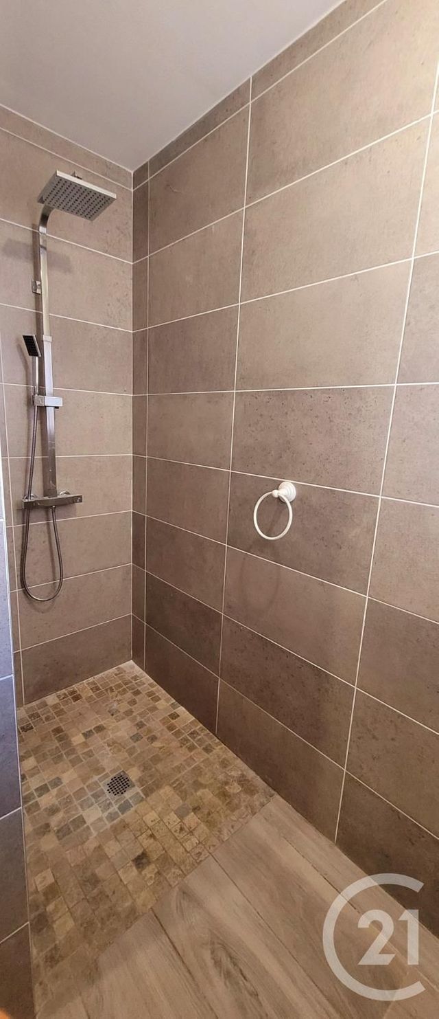 Maison &agrave; louer - 3 pi&egrave;ces - 62,20 m2 - Ribaute Les Tavernes - 30 - LANGUEDOC-ROUSSILLON
